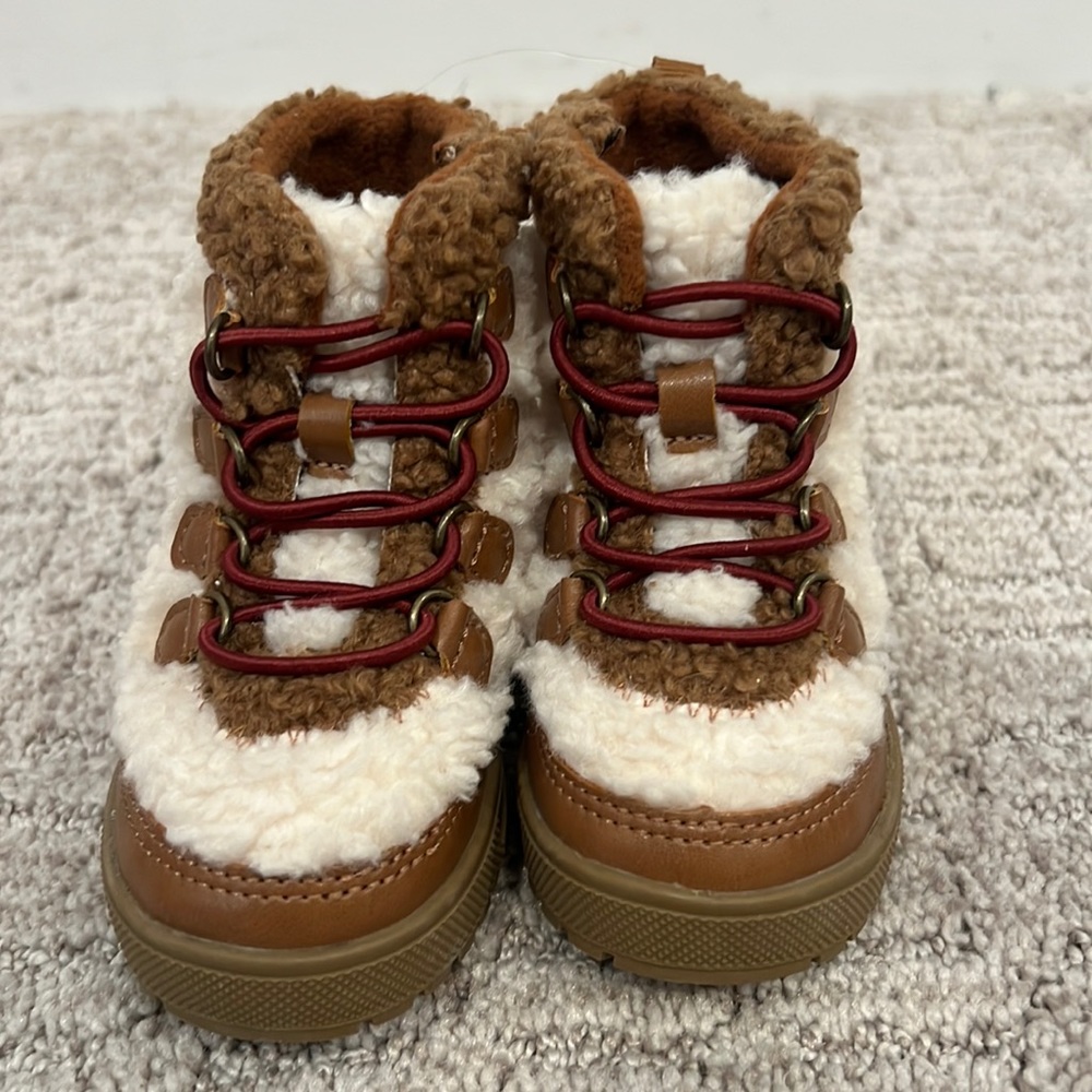 Banana Republic Toddler Sherpa boots; NWT